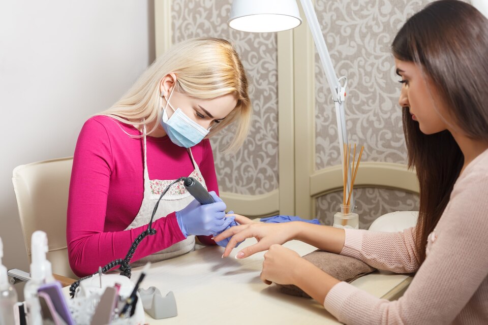 Bayramiç Manikürcü